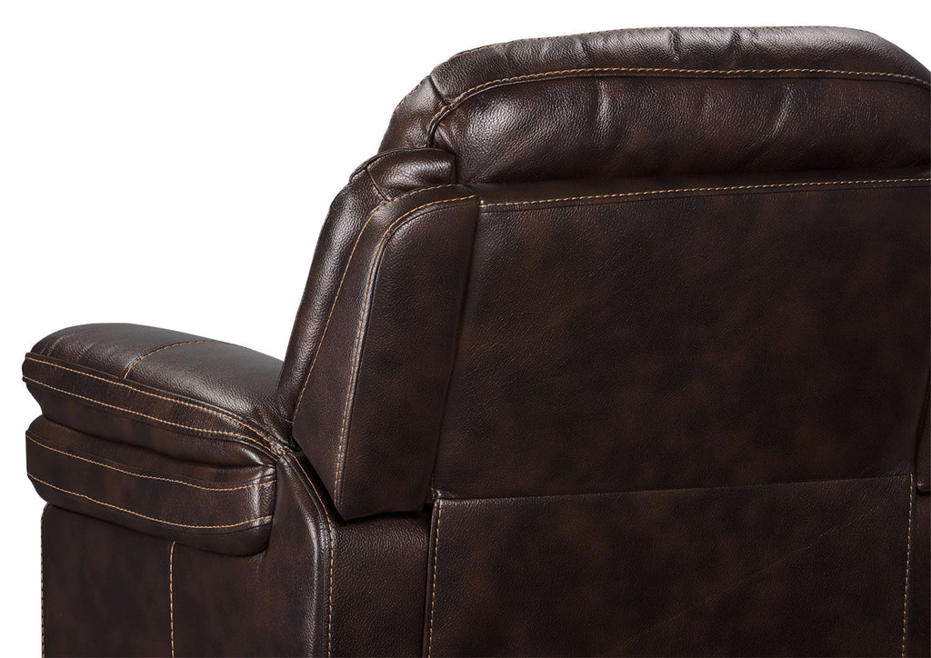 Leo 41" Leather-Look Fabric Power Reclining Chair - Walnut Brown | Fauteuil à inclinaison électrique Leo de 41 po en tissu d’apparence cuir - brun noyer