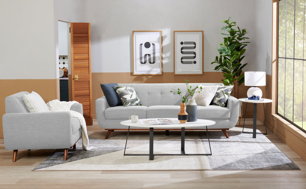 Kort & Co. Freeman 37" Linen-Look Fabric Chair with Wood Legs and Tufted Back Cushion - Dove White | Fauteuil Freeman Kort & Co. de 37 po en tissu d’apparence lin avec pattes en bois et coussin de dossier capitonné - blanc colombe