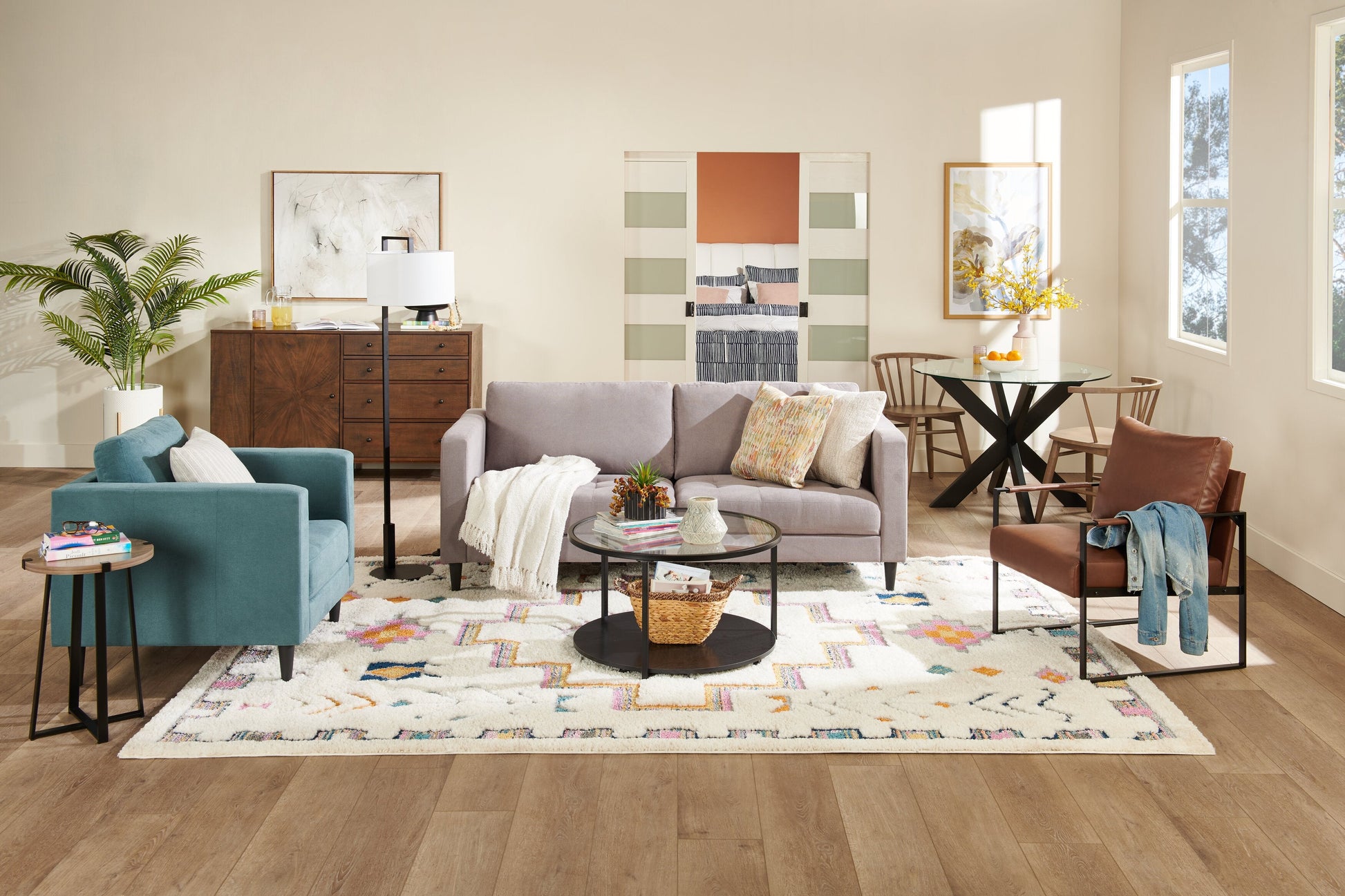 Metro 78" Fabric Sofa with Tufted Seat Cushions and Reversible Back Cushions - Grey | Sofa Metro de 78 po en tissu avec coussins de siège capitonnés et coussins de dossier réversibles - gris